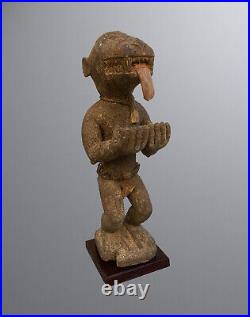 Statue de singe mendiant Gbekre BAOULE art tribal arts primitifs