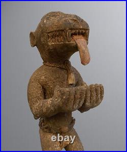 Statue de singe mendiant Gbekre BAOULE art tribal arts primitifs