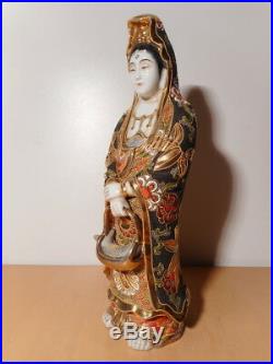 Statue figurine japonaise porcelaine satsuma Quan yin Guan yin Quan in Kuan yin