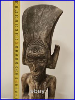 Statuette Chokwe Statue Chokwe Mwanangana Original Vers 1830. Art Africain