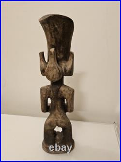 Statuette Chokwe Statue Chokwe Mwanangana Original Vers 1830. Art Africain
