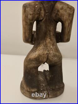 Statuette Chokwe Statue Chokwe Mwanangana Original Vers 1830. Art Africain