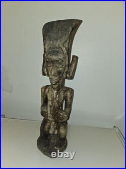 Statuette Chokwe Statue Chokwe Mwanangana Original Vers 1830. Art Africain