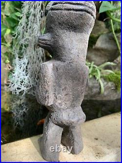 Statuette Cross River Nigeria