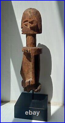 Superbe Statuette Dogon Figure. Mali, Tribal Art Africain