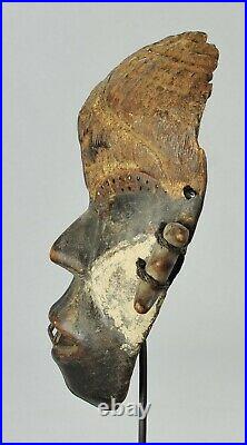 Superbe masque guerrier BOA Pongdudu Congo African Art Tribal Africain 1113