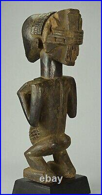 Superbe statue féminine LUBA figure Congo African Tribal Art Africain 1329