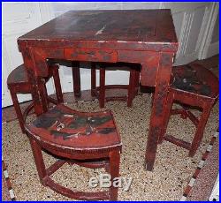 Table Chinoise et 4 Tabourets Dynastie Qing 1880 Laque Rouge & Dragon Noir XIXe