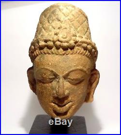 Tete Khmer De Vishnu Sculptee En Gres Inde 1100 Ad Indian Sandstone Head