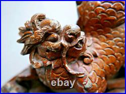 Très belle sculpture Chinoise Chine Dragon en bois doré XIXe